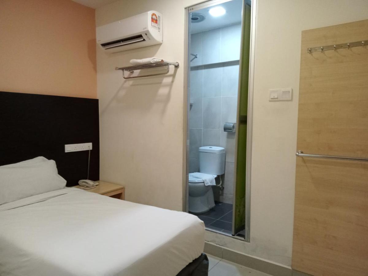 Avenue Bangi Hotel Kajang Exterior foto